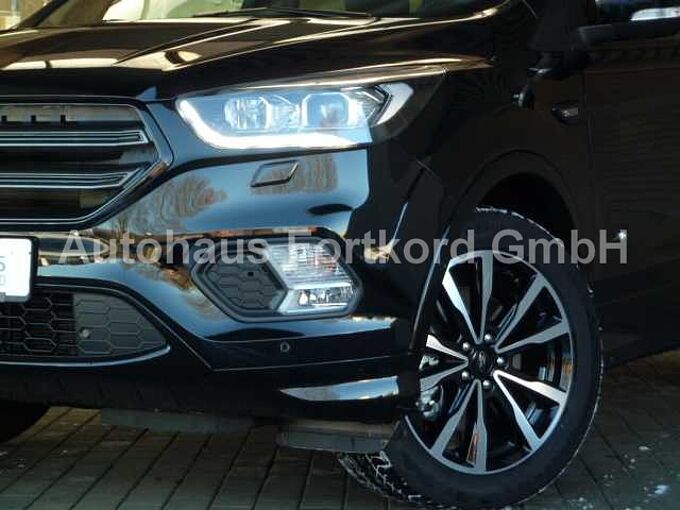 Ford Kuga 1.5 EcoB. ST-Line, 4x4 Aut., Navi, Xenon, SHZ