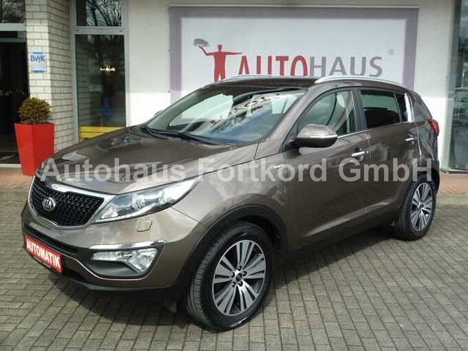 Kia Sportage 2.0 CRDi AWD Aut. - Navi, Pano, AHK, PDC, Alu, SHZ